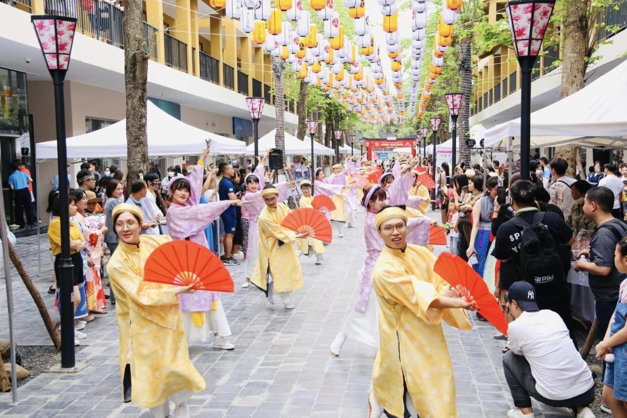 Nguyen Can Shoptel Wyndham Thanh Thuy Phu Tho Exteriér fotografie